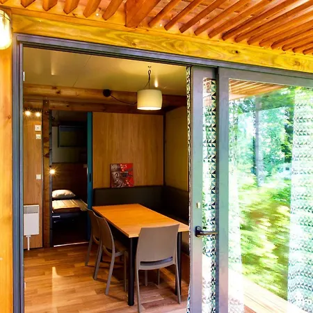 Camping D'Aleth Saint-Malo-de-Beignon Exterior photo